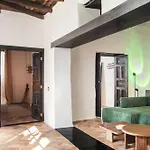 Canaryislandshost I La Casa Del Doctor Teguise