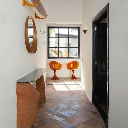 Holiday home Canaryislandshost I La Casa Del Doctor Teguise (Lanzarote)
