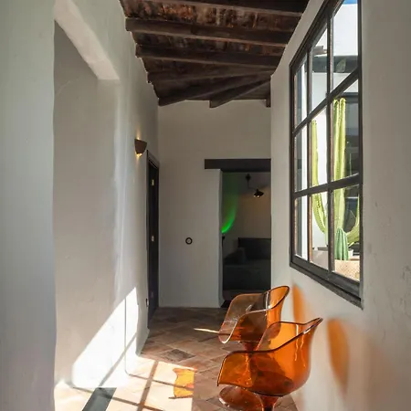 Canaryislandshost I La Casa Del Doctor *