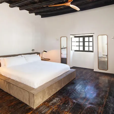 Holiday home Canaryislandshost I La Casa Del Doctor Teguise (Lanzarote)