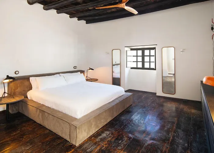 Holiday home Canaryislandshost I La Casa Del Doctor Teguise (Lanzarote)