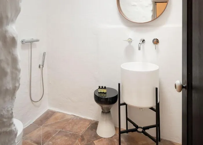 Canaryislandshost I La Casa Del Doctor * Teguise (Lanzarote)