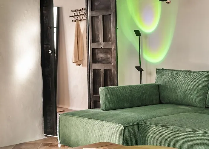 Holiday home Canaryislandshost I La Casa Del Doctor Teguise (Lanzarote)