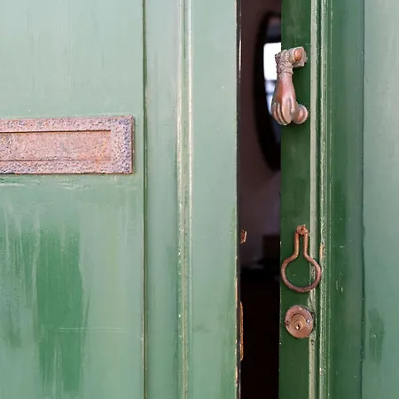 Canaryislandshost I La Casa Del Doctor *